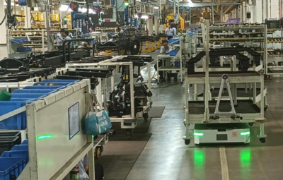 陜汽首款潛伏舉升式AGV正式投用，引領物料搬運裝備制造新篇章