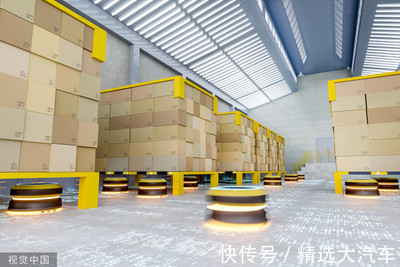 共譜快遞物流產業(yè)新篇章 上海快遞展聚焦新能源物流車與AGV搬運機器人